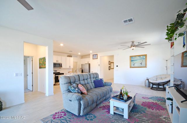 5552 W Tumacacori Trail, Tucson, AZ 85742