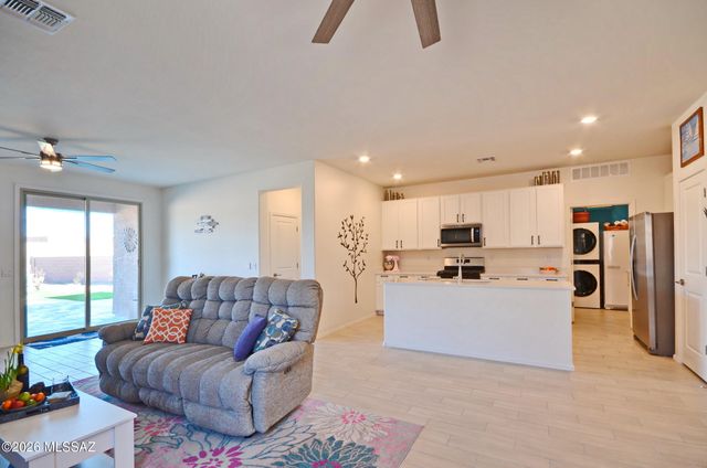 5552 W Tumacacori Trail, Tucson, AZ 85742