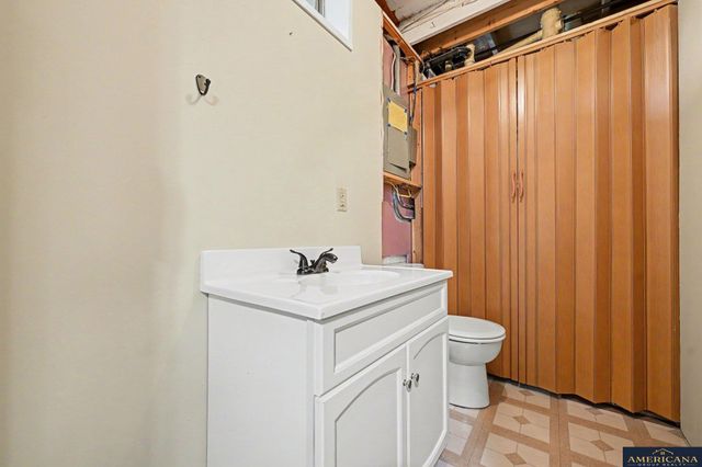4835 S 102nd Street, Omaha, NE 68127