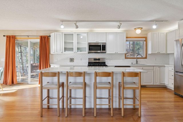 1213 Smith Avenue S, West Saint Paul, MN 55118