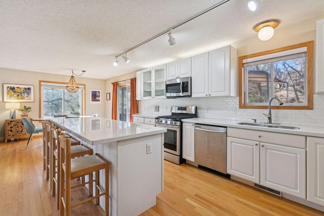 1213 Smith Avenue S, West Saint Paul, MN 55118