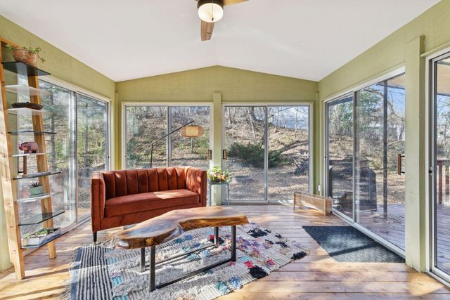 1213 Smith Avenue S, West Saint Paul, MN 55118