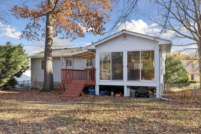 1213 Smith Avenue S, West Saint Paul, MN 55118