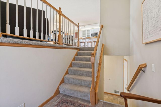 1213 Smith Avenue S, West Saint Paul, MN 55118