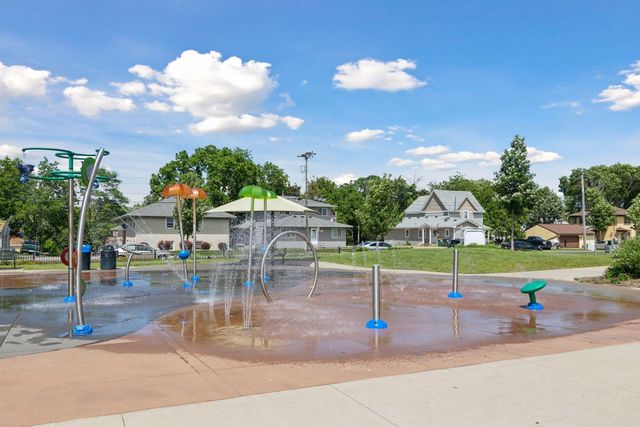 1213 Smith Avenue S, West Saint Paul, MN 55118