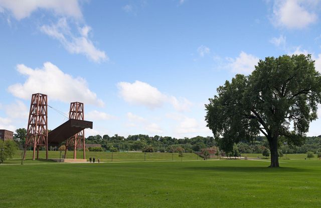 1213 Smith Avenue S, West Saint Paul, MN 55118