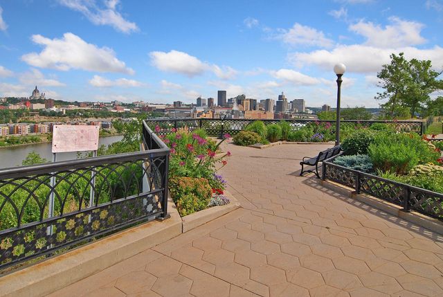 1213 Smith Avenue S, West Saint Paul, MN 55118