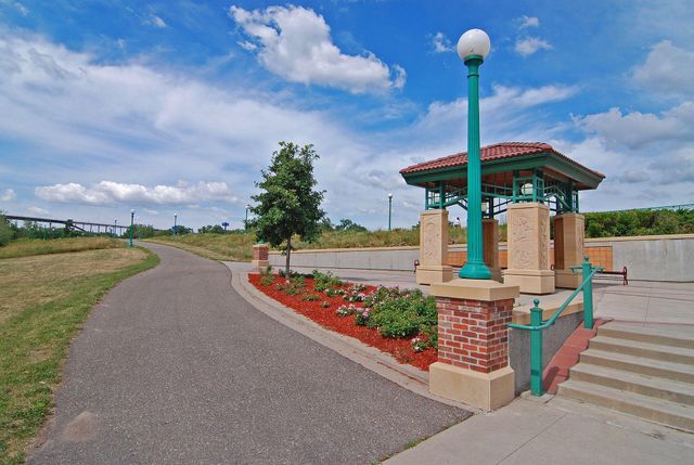 1213 Smith Avenue S, West Saint Paul, MN 55118