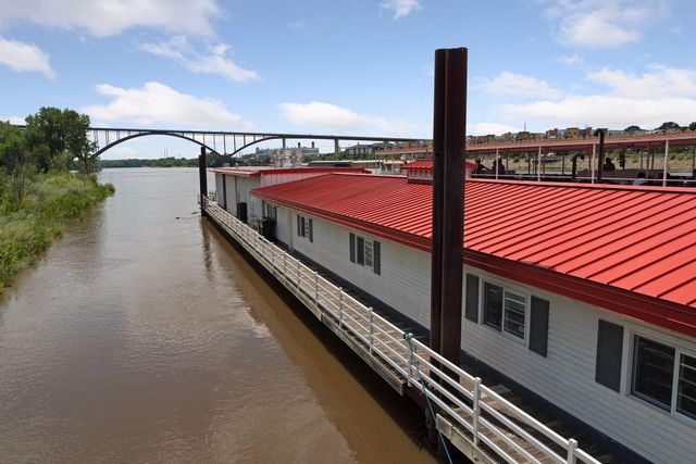 1213 Smith Avenue S, West Saint Paul, MN 55118