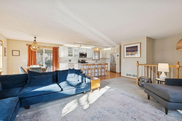 1213 Smith Avenue S, West Saint Paul, MN 55118