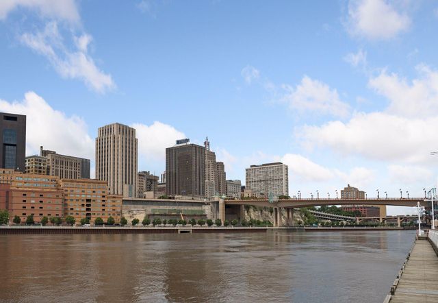 1213 Smith Avenue S, West Saint Paul, MN 55118