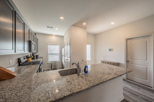 8125 White Sulphur Road, Ponder, TX 76259