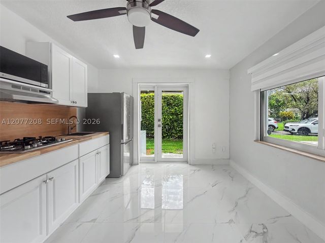 14111 SW 75th St, Miami, FL 33183