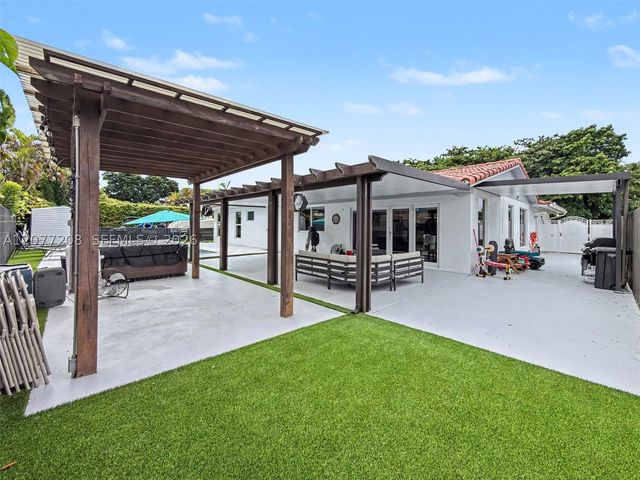 14111 SW 75th St, Miami, FL 33183