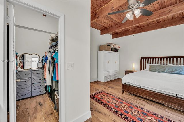 7018 SW 53rd Ln, Miami, FL 33155