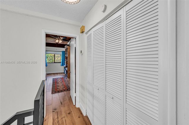 7018 SW 53rd Ln, Miami, FL 33155