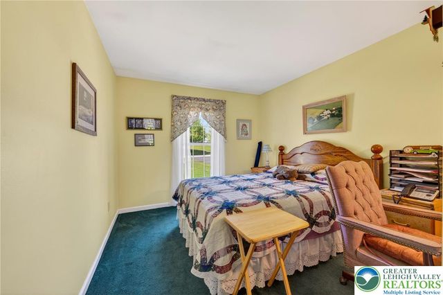 2496 Eberhart Road, Milford Twp, PA 18951
