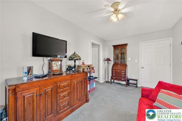 2496 Eberhart Road, Milford Twp, PA 18951