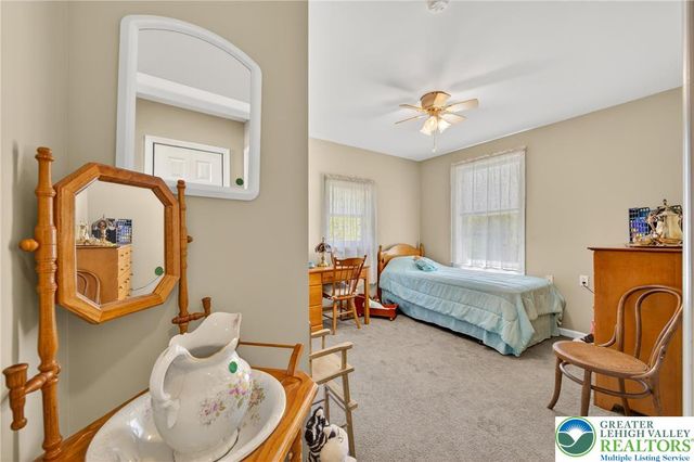 2496 Eberhart Road, Milford Twp, PA 18951