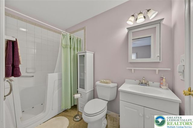 2496 Eberhart Road, Milford Twp, PA 18951