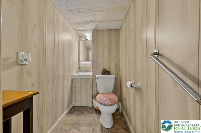 2496 Eberhart Road, Milford Twp, PA 18951