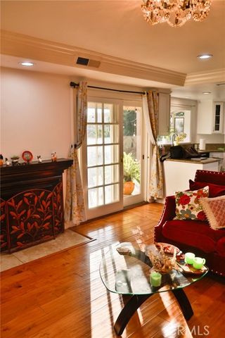 1129 Heatherview, Oak Park, CA 91377