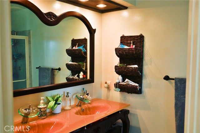 1129 Heatherview, Oak Park, CA 91377