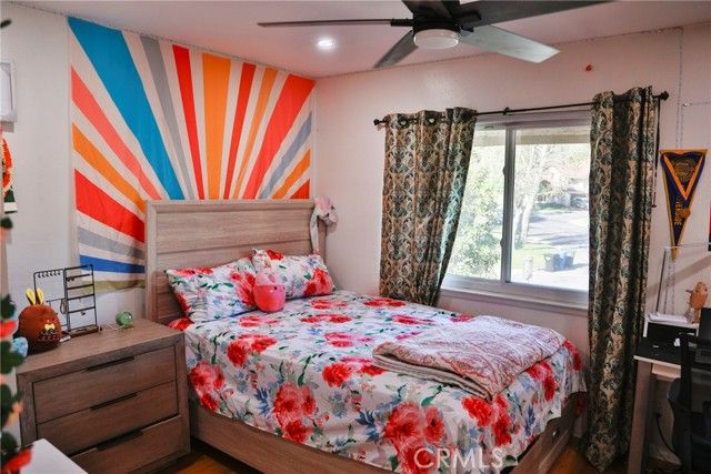 1129 Heatherview, Oak Park, CA 91377