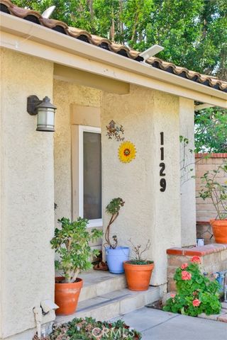 1129 Heatherview, Oak Park, CA 91377