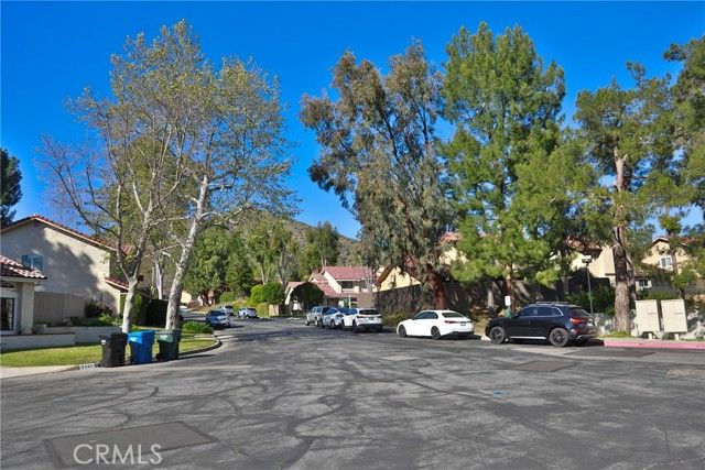 1129 Heatherview, Oak Park, CA 91377