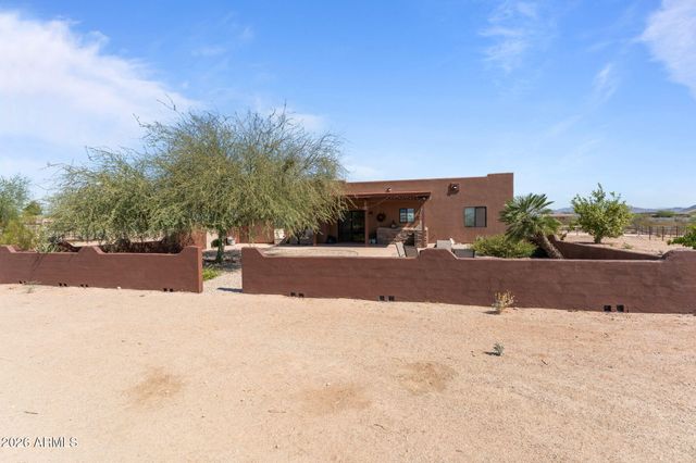 21223 W RESTIN Road, Wittmann, AZ 85361