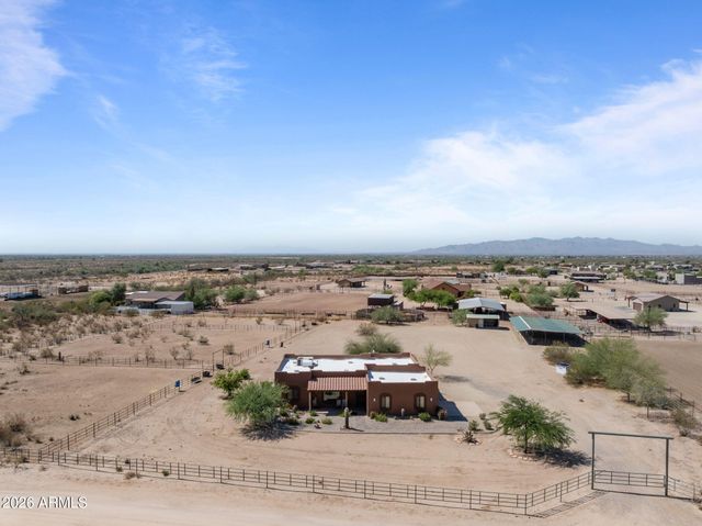 21223 W RESTIN Road, Wittmann, AZ 85361
