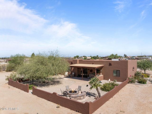 21223 W RESTIN Road, Wittmann, AZ 85361