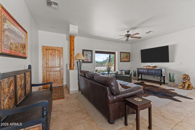21223 W RESTIN Road, Wittmann, AZ 85361