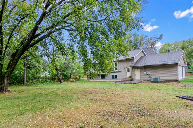 1027 White Bear Avenue N, Saint Paul, MN 55106