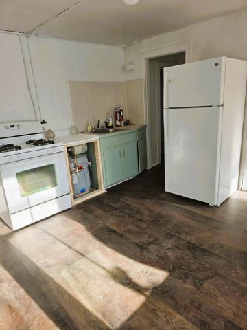 5 Reynolds Drive, Brattleboro, VT 05301