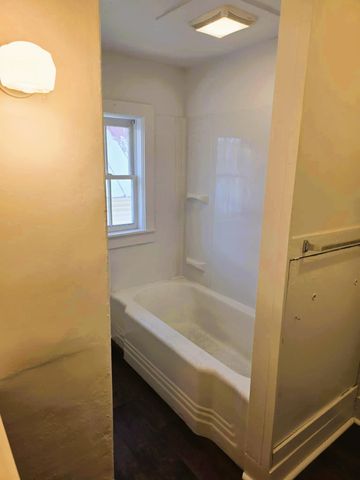 5 Reynolds Drive, Brattleboro, VT 05301