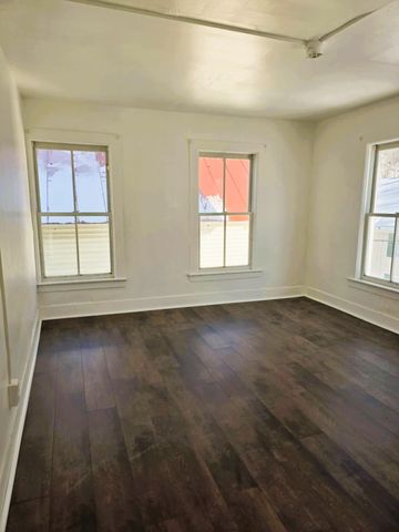 5 Reynolds Drive, Brattleboro, VT 05301