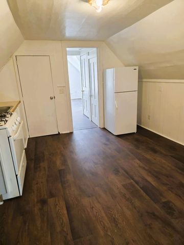 5 Reynolds Drive, Brattleboro, VT 05301