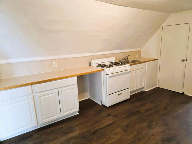 5 Reynolds Drive, Brattleboro, VT 05301