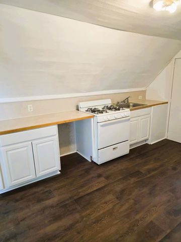 5 Reynolds Drive, Brattleboro, VT 05301