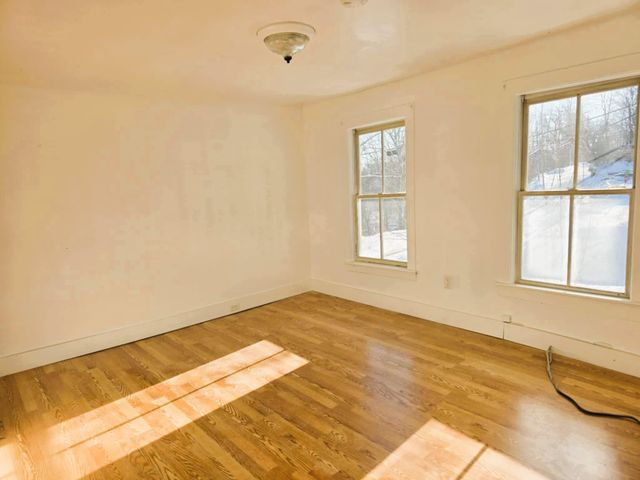 5 Reynolds Drive, Brattleboro, VT 05301