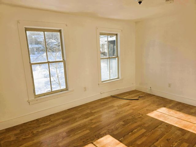 5 Reynolds Drive, Brattleboro, VT 05301