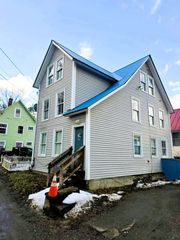 5 Reynolds Drive, Brattleboro, VT 05301