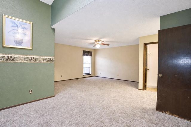 9024 N Eagle Lane, Oklahoma City, OK 73132