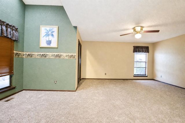 9024 N Eagle Lane, Oklahoma City, OK 73132