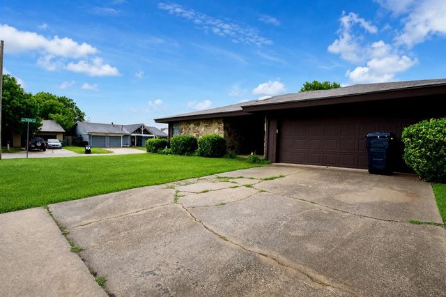 9024 N Eagle Lane, Oklahoma City, OK 73132