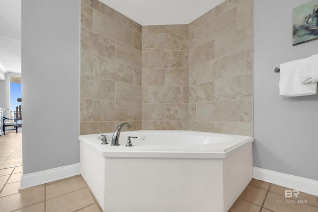 375 Beach Club Trail B 2001, Gulf Shores, AL 36542