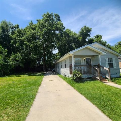220 Sinclair Avenue, Mobile, AL 36610