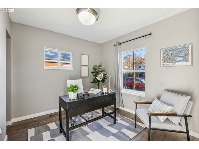 1405 Ne 63RD Ave, Portland, OR 97213